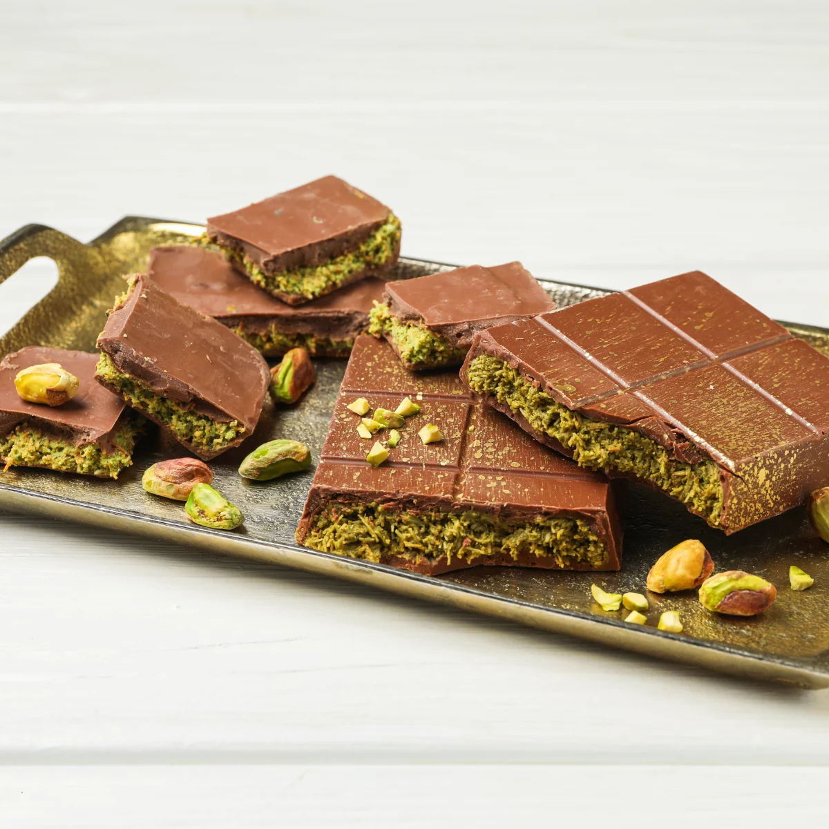 Sliced Dubai chocolate bar recipe with pistachio
